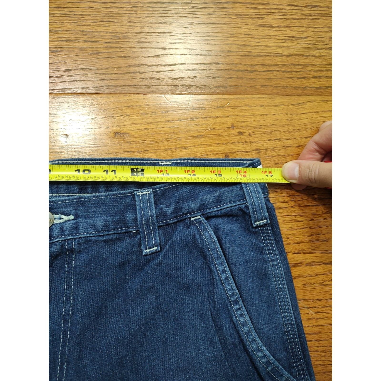 Carhartt VINTAGE Carhartt Jeans Dungaree Fit Utility Relaxed Mens 38x32 Blue Denim 5-Pocket Distressed Waist 12in Rise 100% Cotton Shirt? Size US 38 / EU 54 - 7 Thumbnail