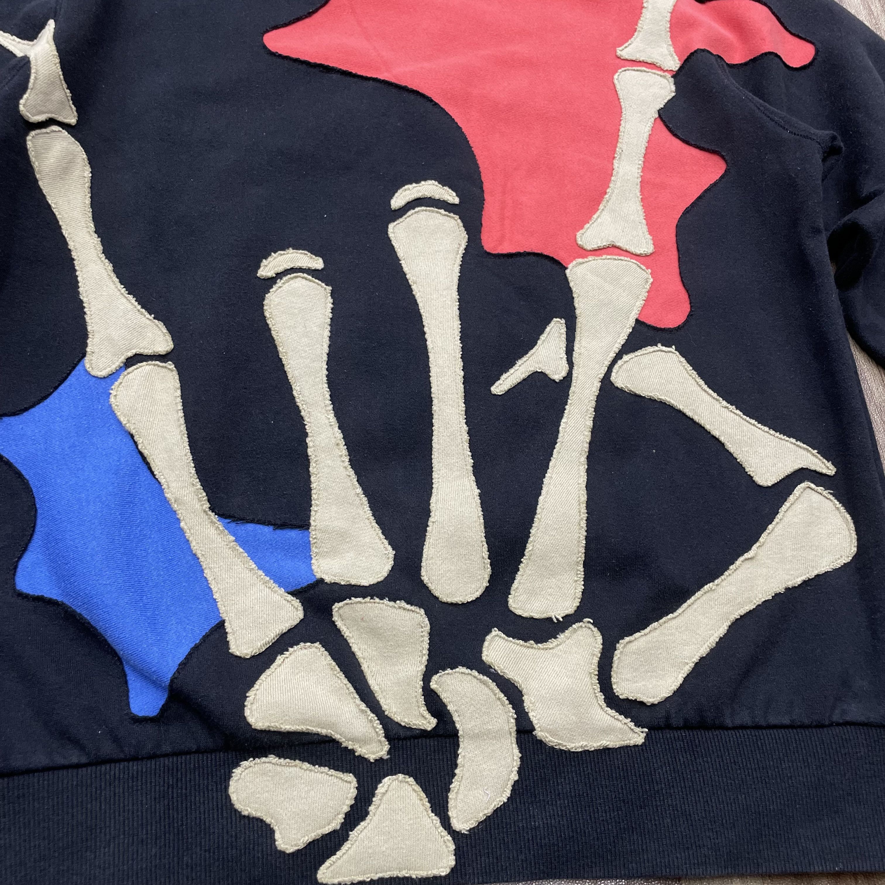 Vintage Vintage Adidas Custom Patchwork Skeleton Graphic Sweatshirt Size US S / EU 44-46 / 1 - 7 Thumbnail