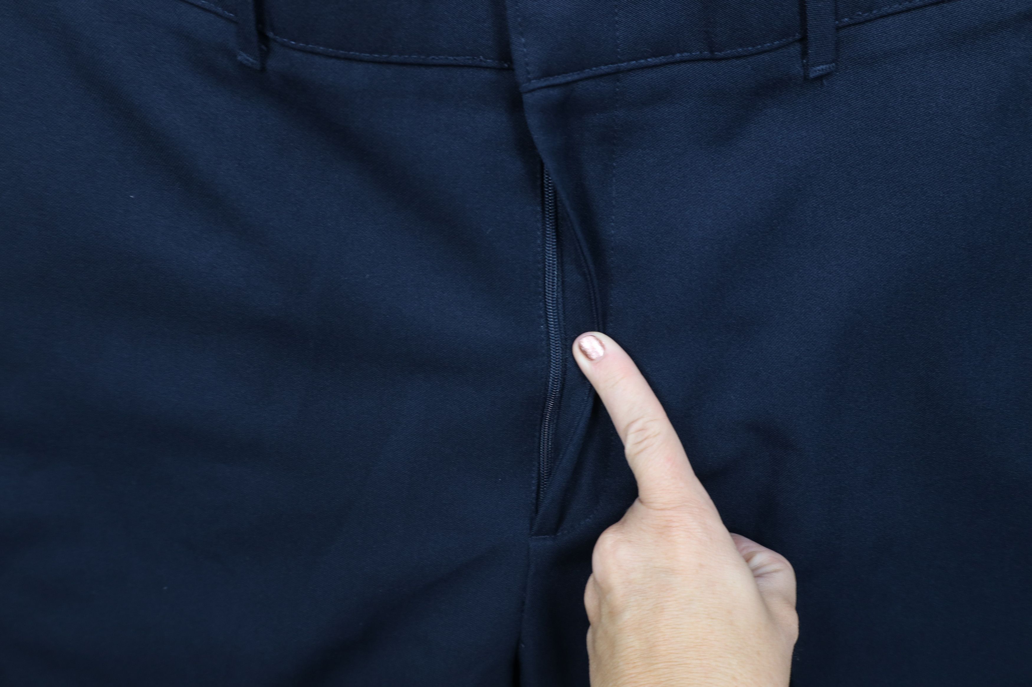 Levi's Vintage 90s Levis Wide Leg Chino Pants Navy Blue Polyester Size US 38 / EU 54 - 6 Thumbnail
