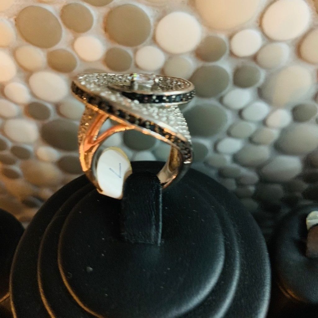 Other Sterling Silver gorgeous Ring with CZ size 7 Size ONE SIZE - 4 Thumbnail