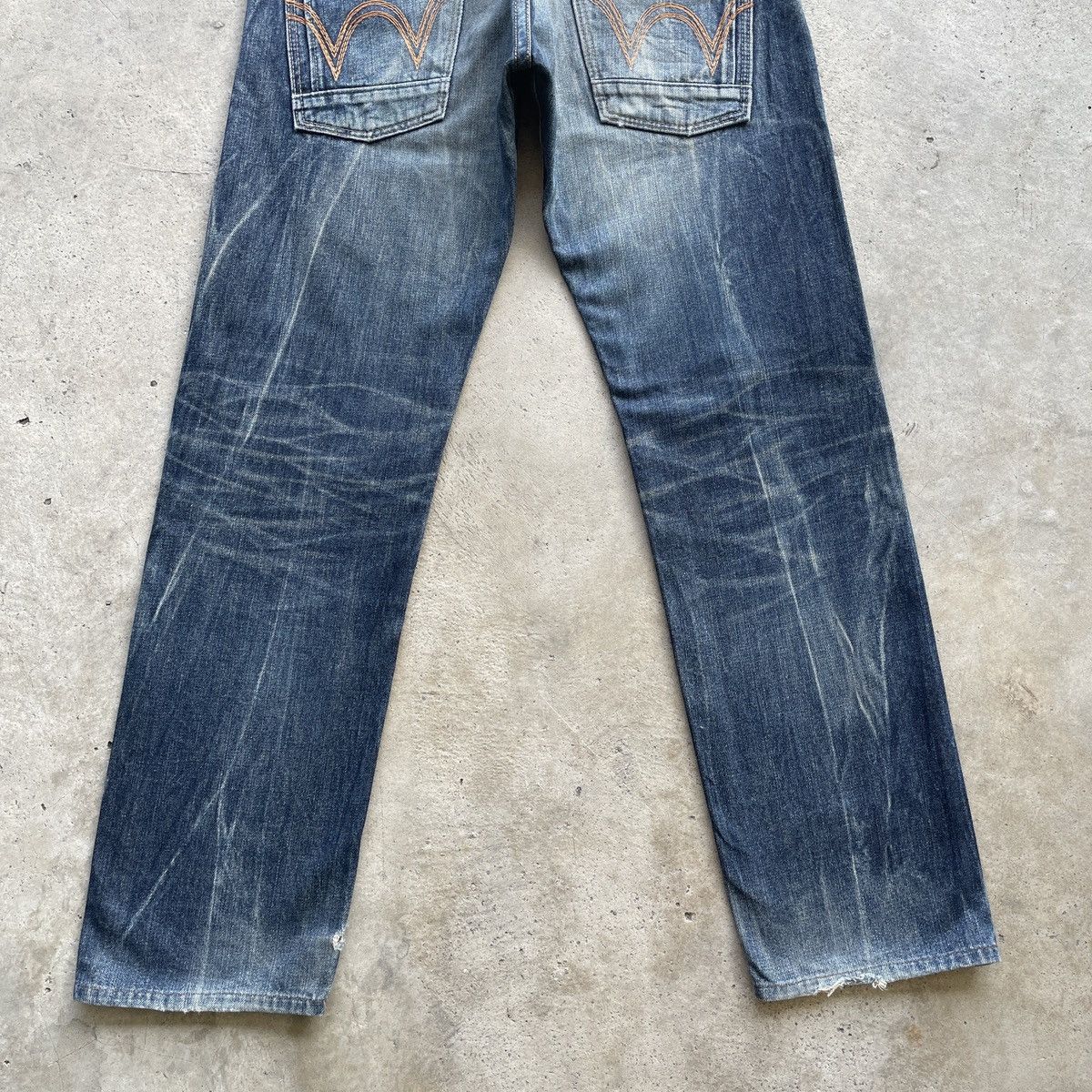 Edwin Vintage Edwin Distressed Jeans Faded Denim Pants W31 Size US 31 - 13 Thumbnail
