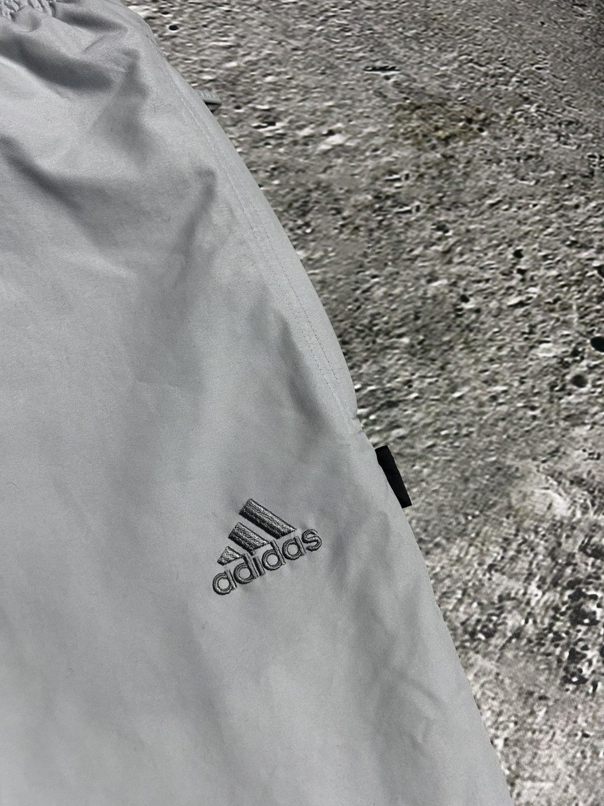 Adidas × Vintage Adidas vintage grey nylon track pants drill Y2K Size US 28 / EU 44 - 2 Thumbnail