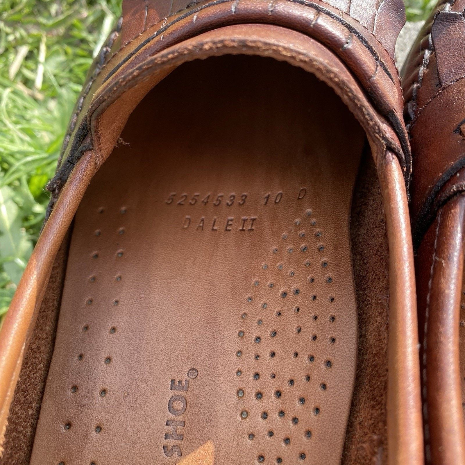 Other Men’s 10 Earth Shoe Brown Leather Tassel Loafers Woven Size US 10 / EU 43 - 4 Thumbnail