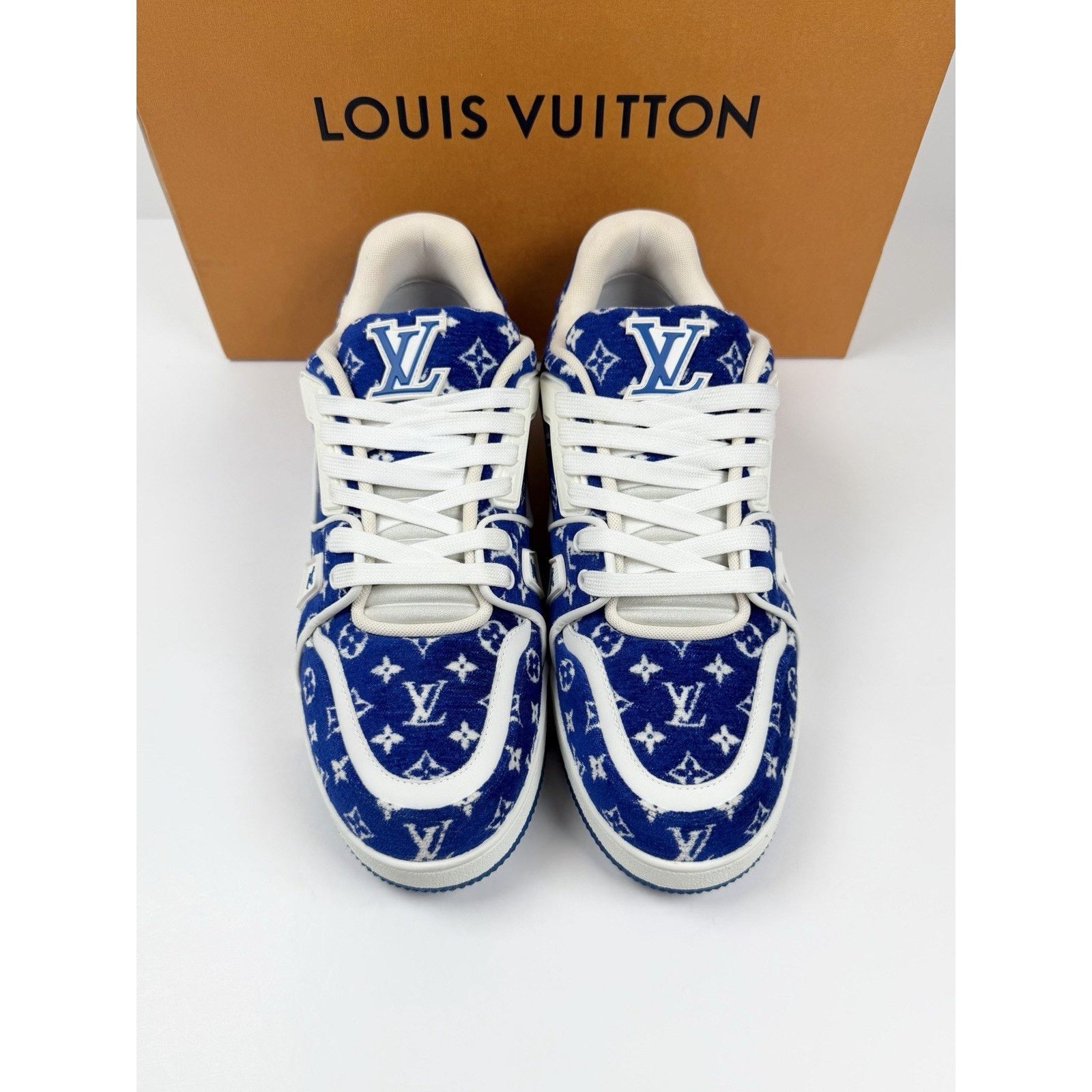 Louis Vuitton Size 8UK/9US - Louis Vuitton Monogram Textile Trainer NEW Size US 9 / EU 42 - 3 Thumbnail