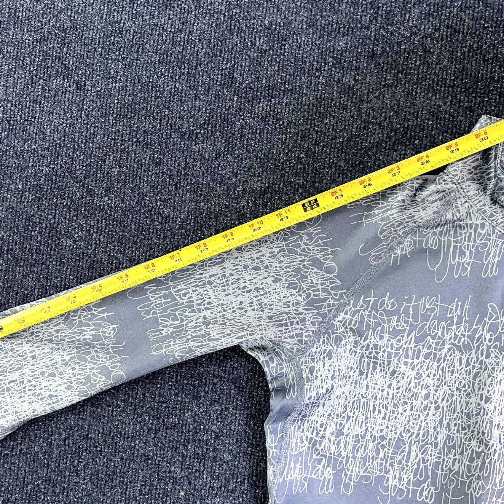 Nike Nike Therma-FIT Pullover Womens M Gray 1/4 Zip Long Sleeve Running Top Size M / US 6-8 / IT 42-44 - 7 Thumbnail