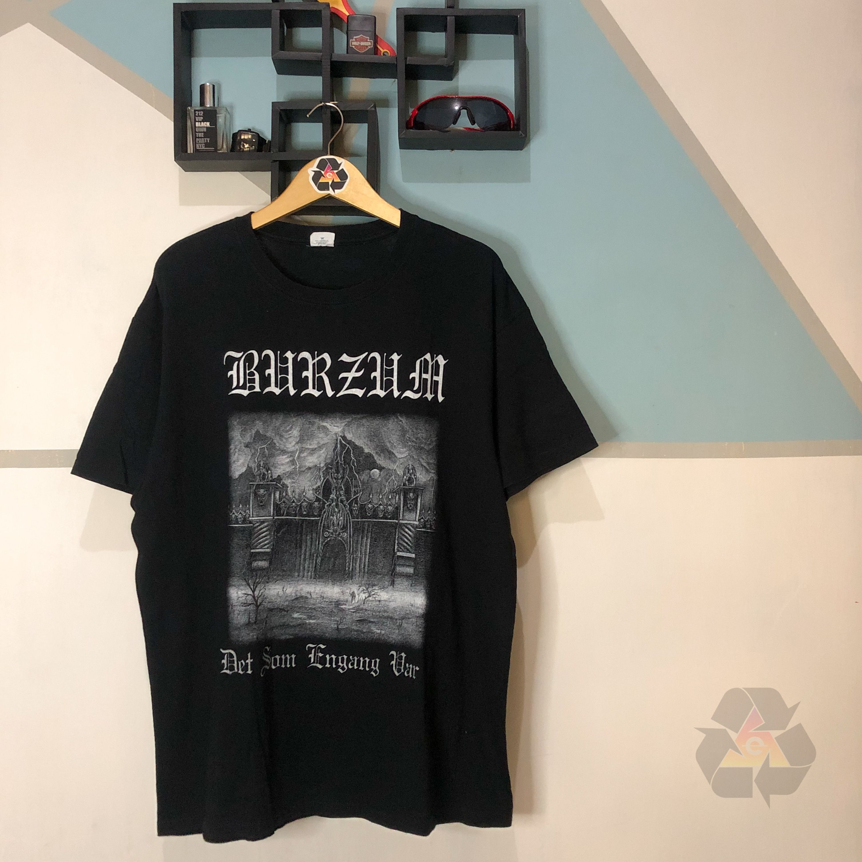 Band Tees Vintage Burzum Album Det Som Engang Var T-Shirt Size US XL / EU 56 / 4 - 1 Thumbnail