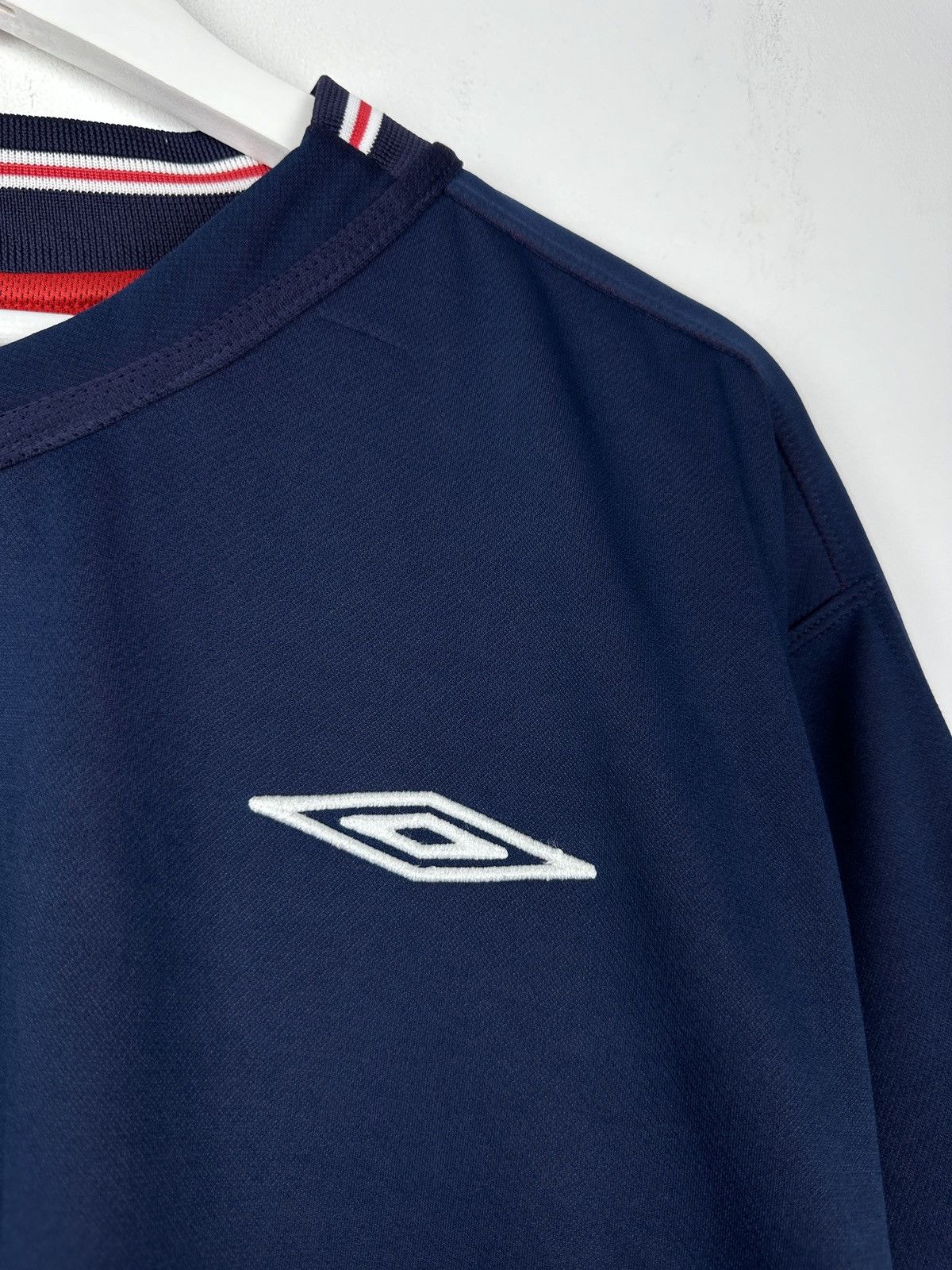 Umbro England 2002 Away Reversible Soccer Jersey Football Shirt Size US XL / EU 56 / 4 - 15 Thumbnail