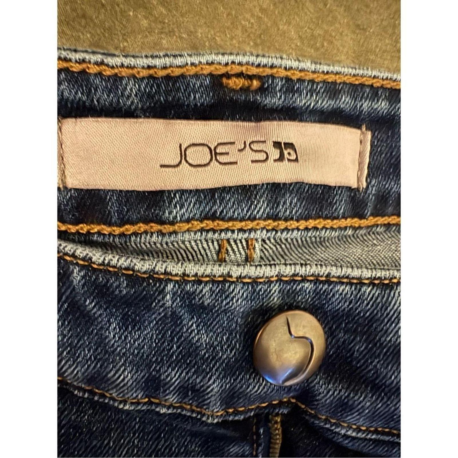 Joe's Joe's Jeans Medium Wash Jeans. Size 25 Size 25" / US 0 / IT 36 - 2 Thumbnail