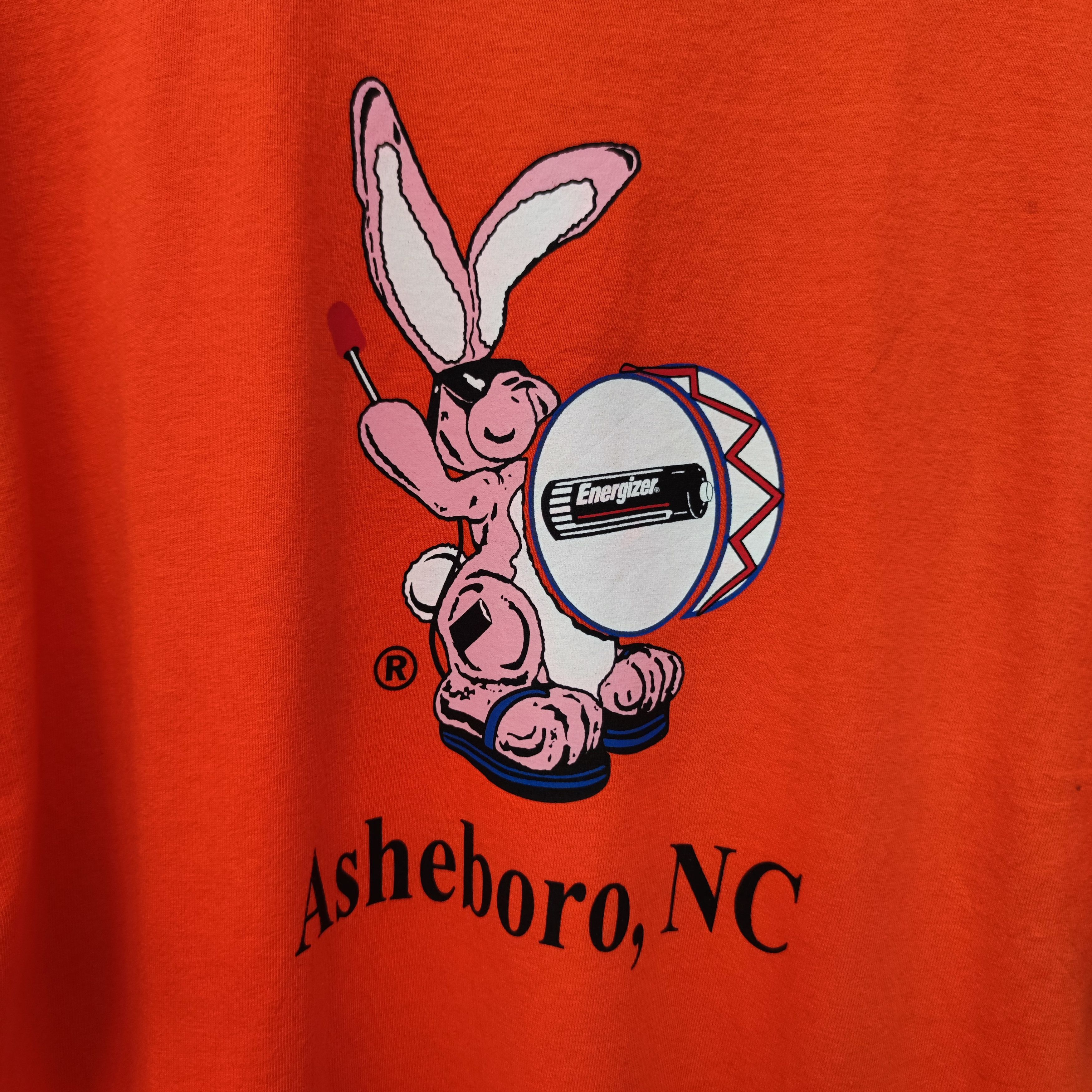 Vintage Vintage Y2K Energizer Bunny Battery T- Shirt Size XL Size US XL / EU 56 / 4 - 3 Thumbnail
