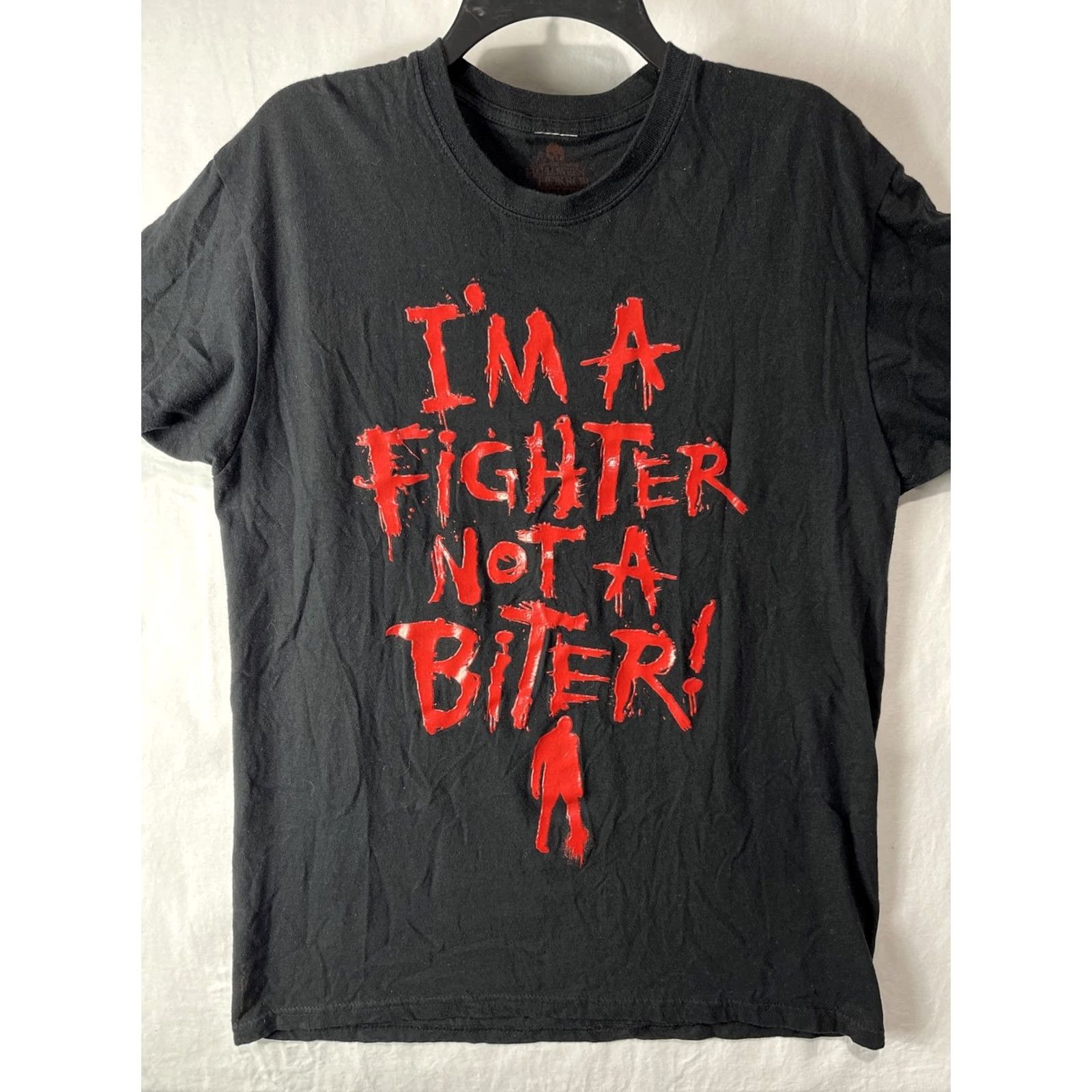 Vintage VINTAGE Halloween Horror Nights Shirt Mens Large Black Im A Fighter Not A Biter Novelty Size US L / EU 52-54 / 3 - 2 Thumbnail