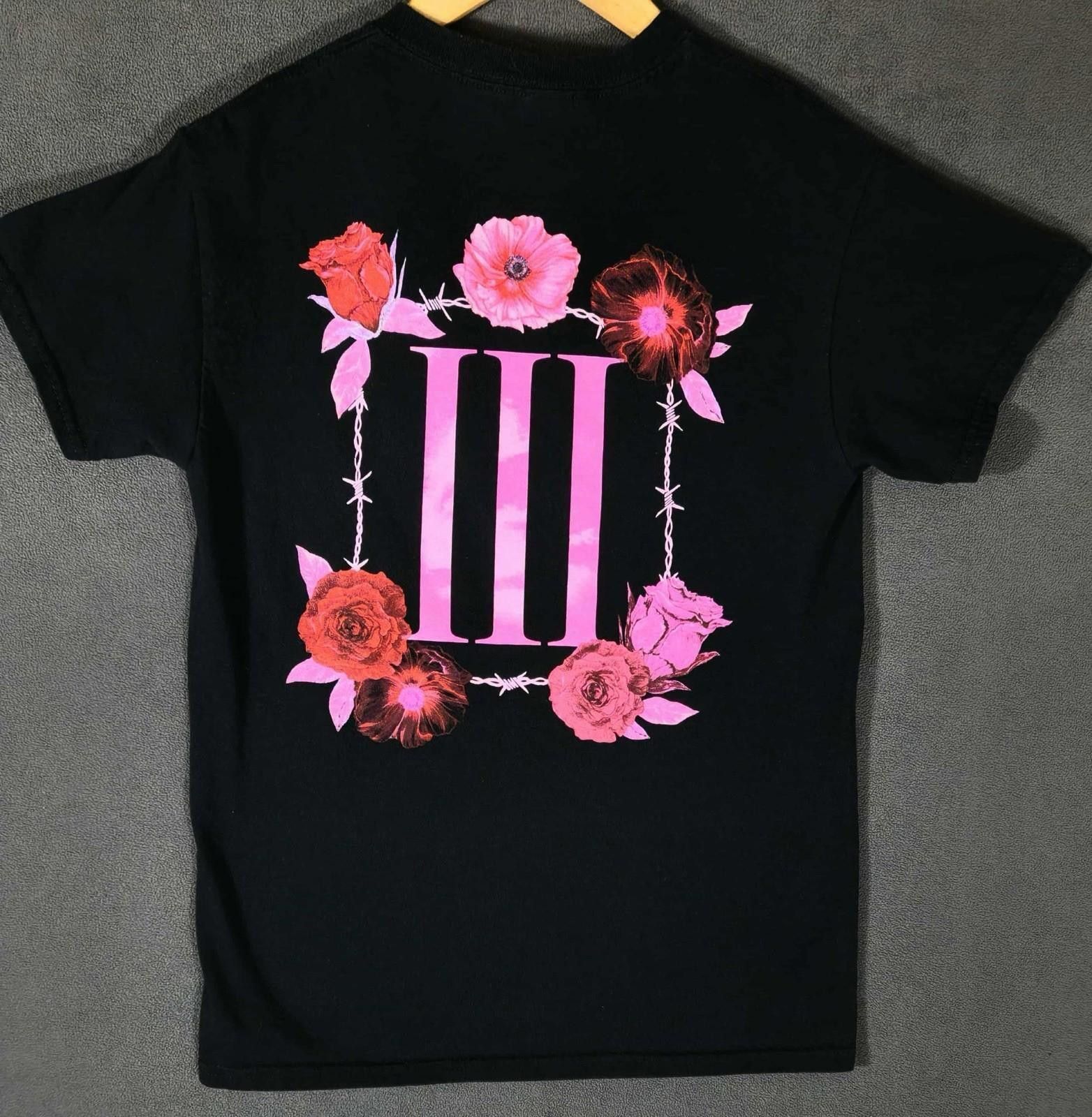 Gildan TWICE 4th World Tour III K-Pop Concert TShirt Black Small #3 Size US S / EU 44-46 / 1 - 5 Thumbnail