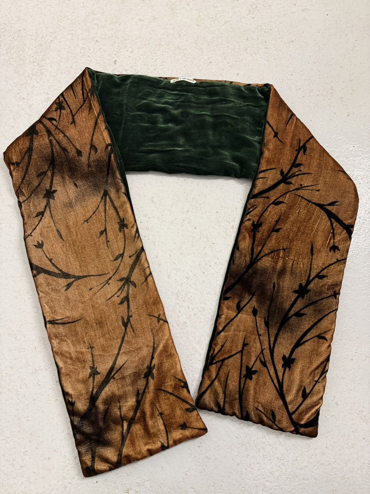 Issey Miyake Vintage Issey Miyake Velour Double Side Scarf Size ONE SIZE - 5 Thumbnail