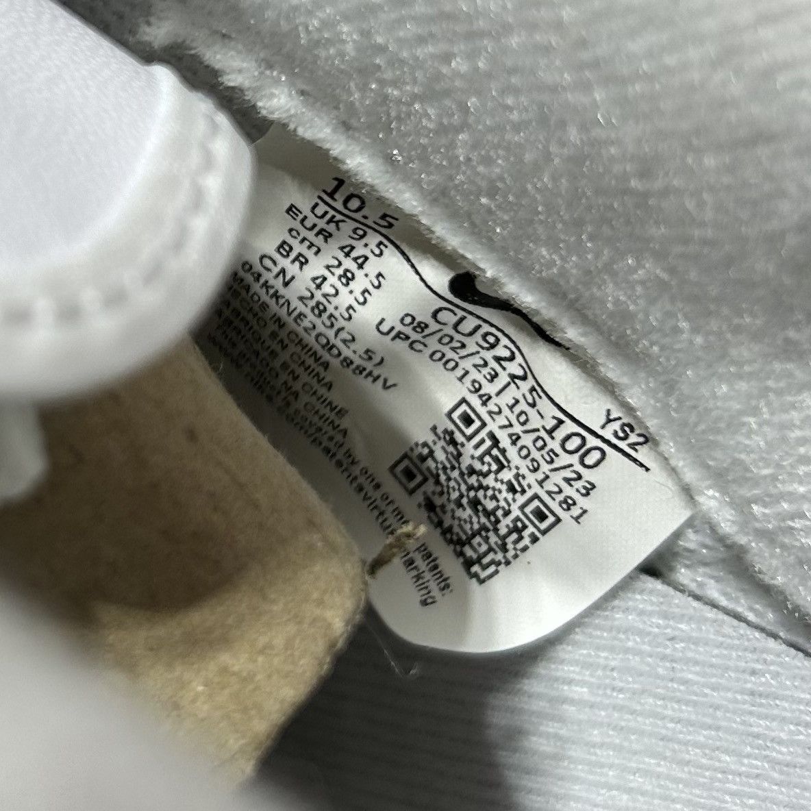 Nike × Supreme Supreme Nike Air Force 1 Low Men’s Size 10.5 White NEW Size US 10.5 / EU 43-44 - 6 Thumbnail