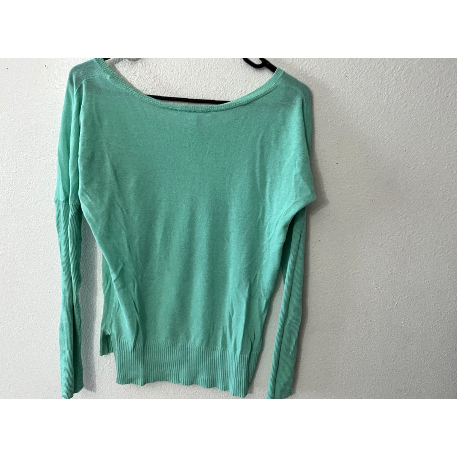 Victoria's Secret Victoria's Secret Top Womens Small Lounge Shirt Long Sleeve Green Solid Size S / US 4 / IT 40 - 3 Thumbnail