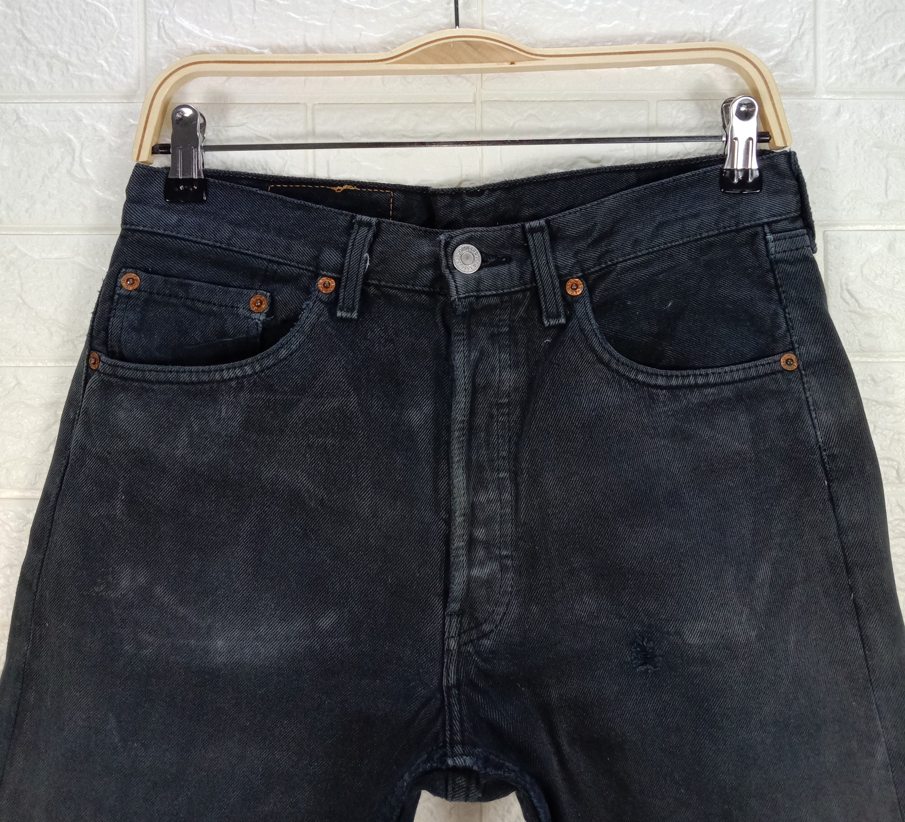 Levi's Vintage Levi's 501 Jeans Faded Black Distressed Denim Size US 31 - 2 Thumbnail