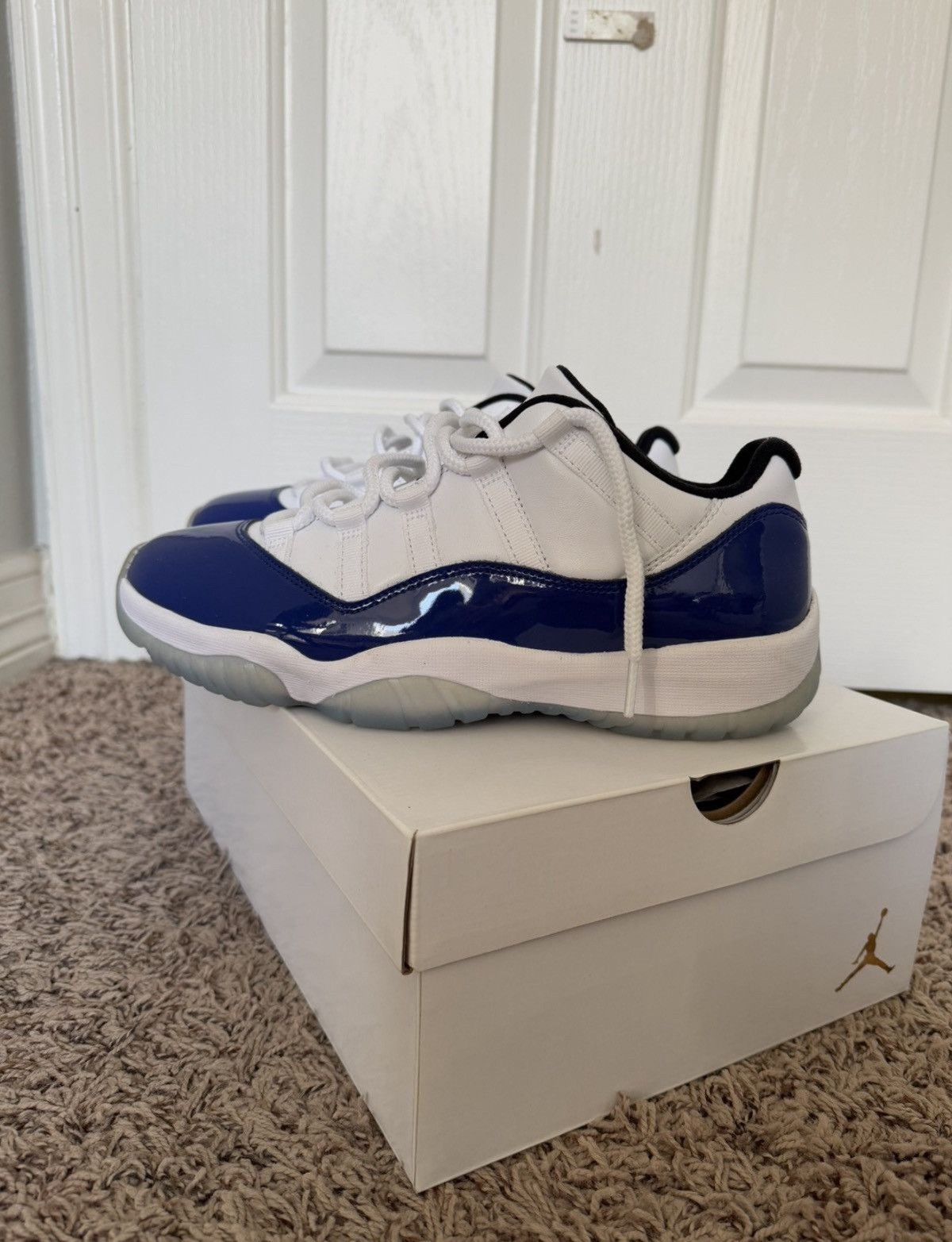 Jordan Brand Jordan 11 low “concord” Size US 9 / EU 42 - 2 Thumbnail