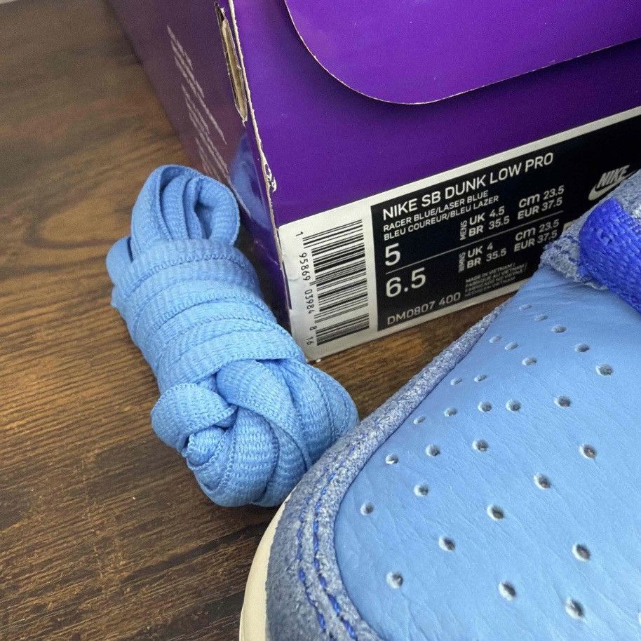Nike NEW Nike SB Dunk Low Blue Raspberry Size 5 / 6.5W DM0807-400 Size US 5 / EU 37 - 10 Thumbnail