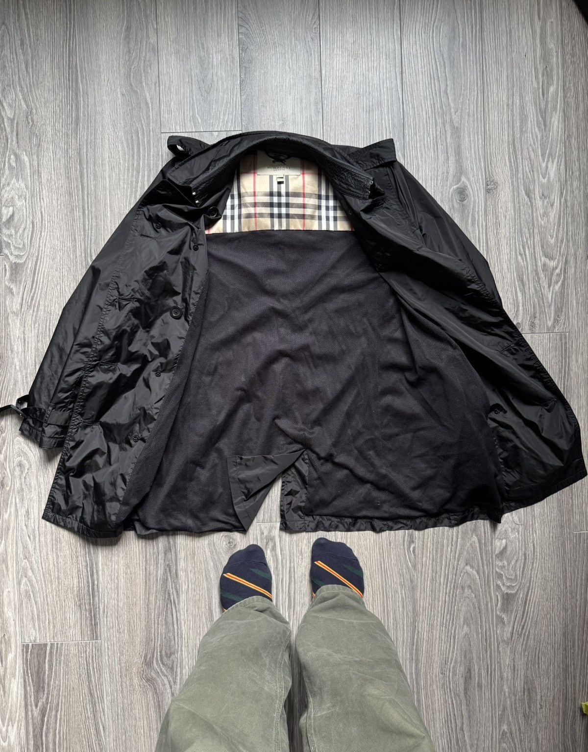 Burberry Burberry Double-breasted Lightweight nylon Trench coat Size M / US 6-8 / IT 42-44 - 2 Thumbnail