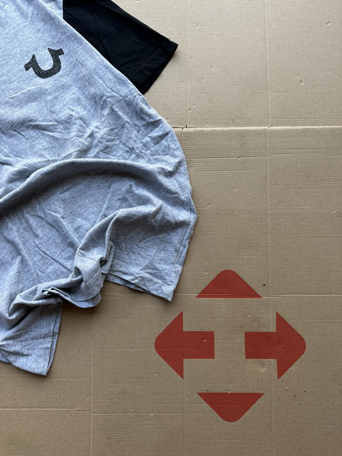 True Religion × Vintage True Religion T-Shirt Y2K Big Logo Hype SK8 90s Size US M / EU 48-50 / 2 - 7 Thumbnail