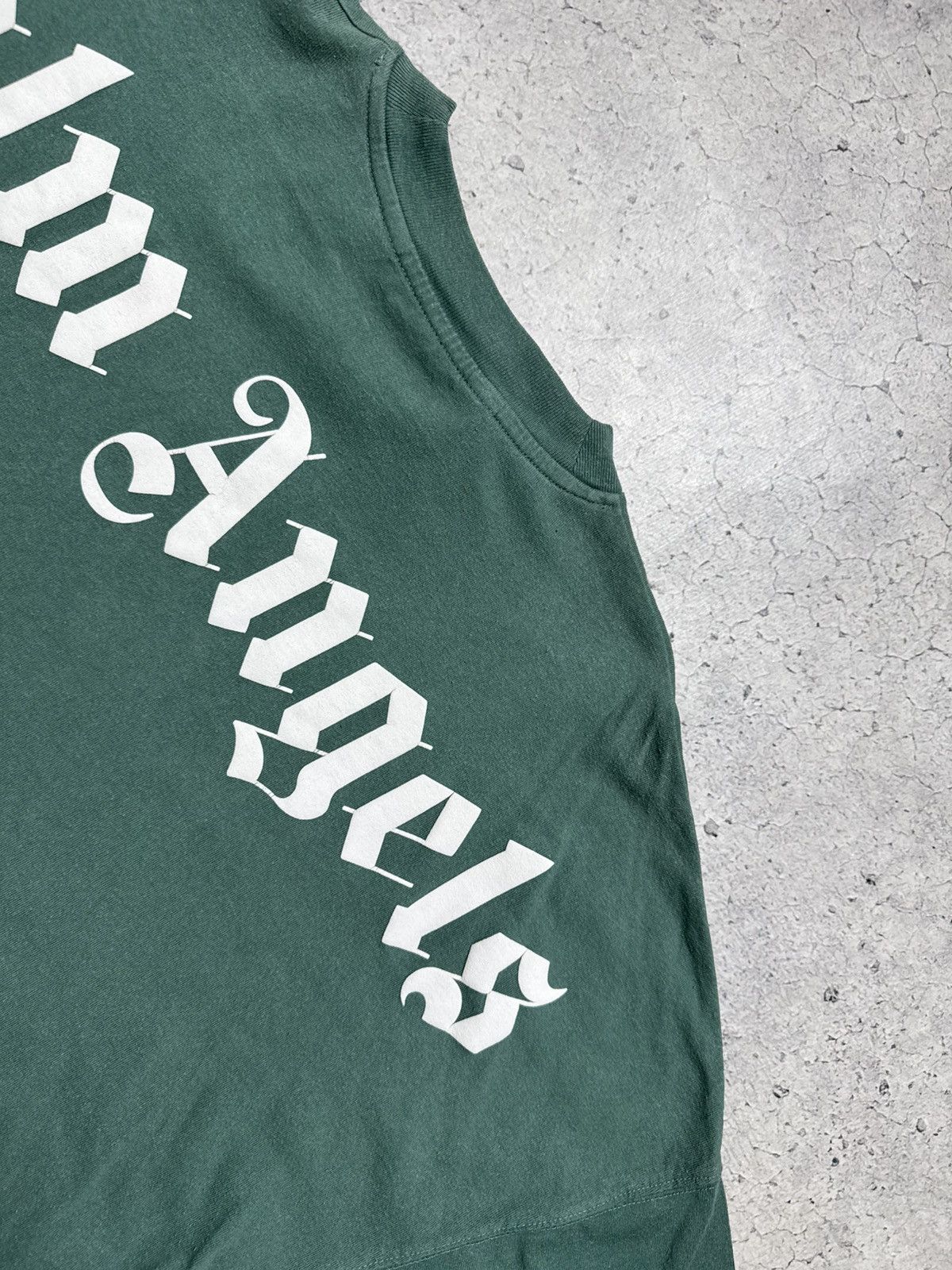 Palm Angels Palm Angels Oversize Big Logo T-Shirt Luxury Size S Size US S / EU 44-46 / 1 - 14 Thumbnail