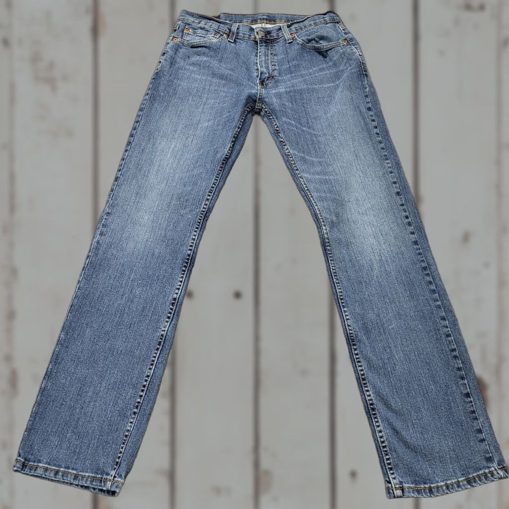 Levi's Levi's 550 Jeans Mens 32x30 Blue Denim Light Stonewash Straight Regular 5-Pocket Belt Loops Casual Streetwear Cowboy Hip Hop Retro 90s USA Size US 32 / EU 48 - 1 Thumbnail