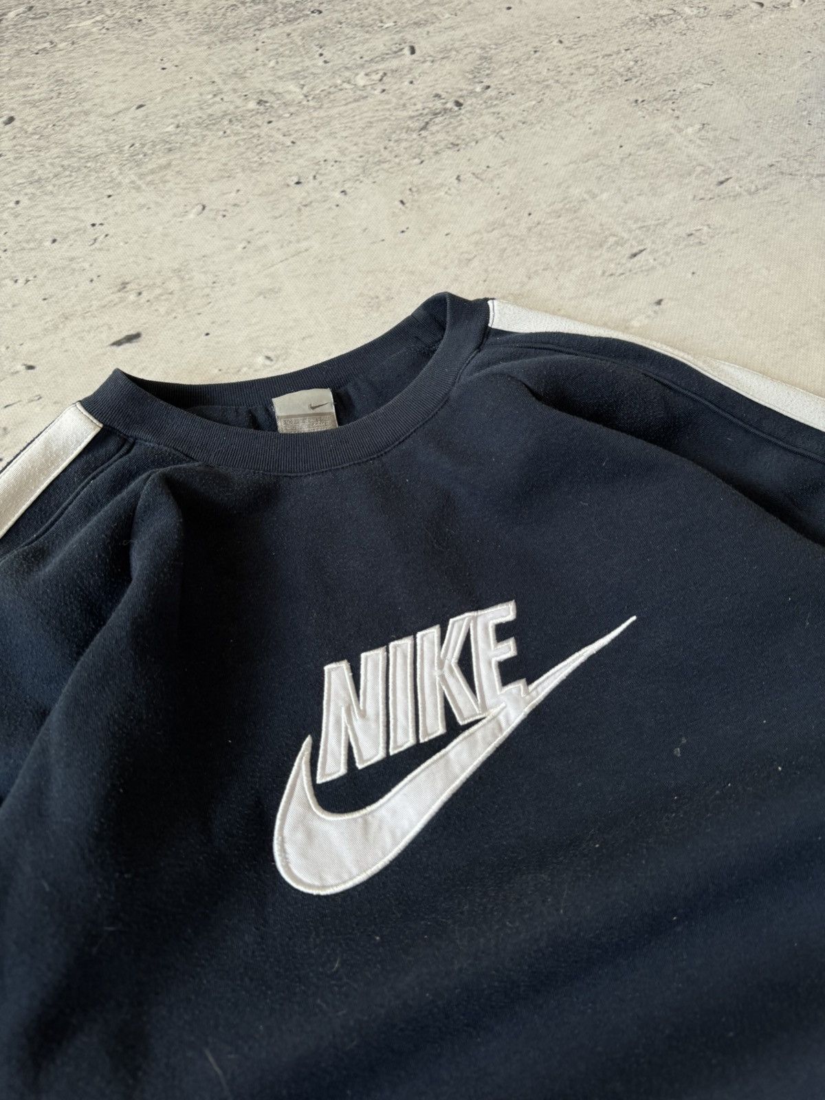 Nike × Vintage NIKE VINTAGE 00s y2k OVERSIZE BAGGY SWEATSHIRT CENTER LOGO Size US S / EU 44-46 / 1 - 3 Thumbnail