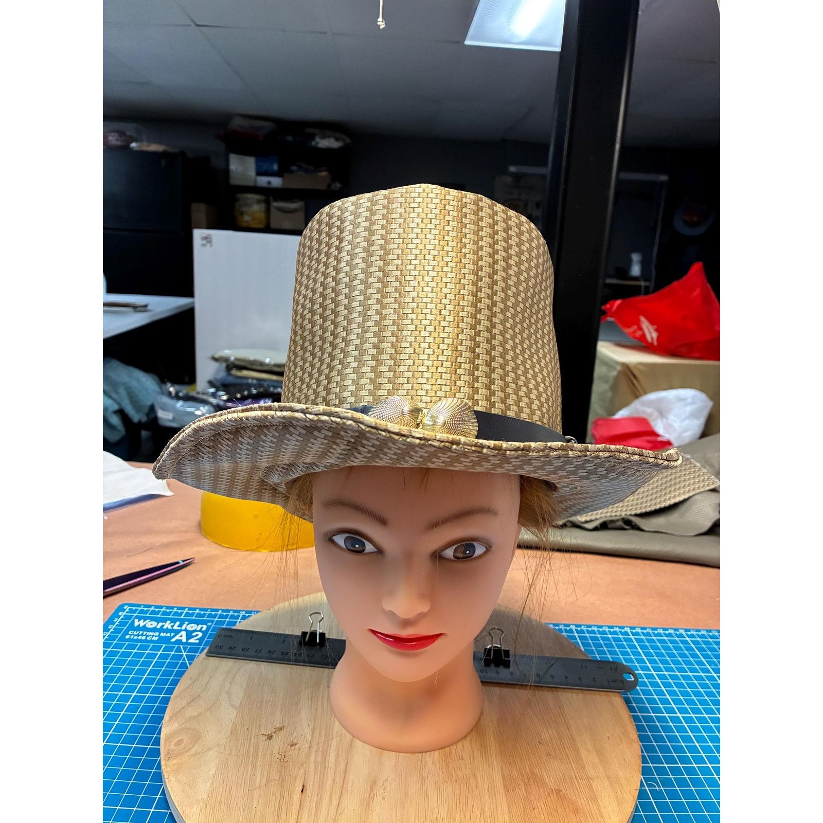 Other Rock & Roll Top Hat, Handcrafted, Gold Woven Western Size ONE SIZE - 10 Thumbnail