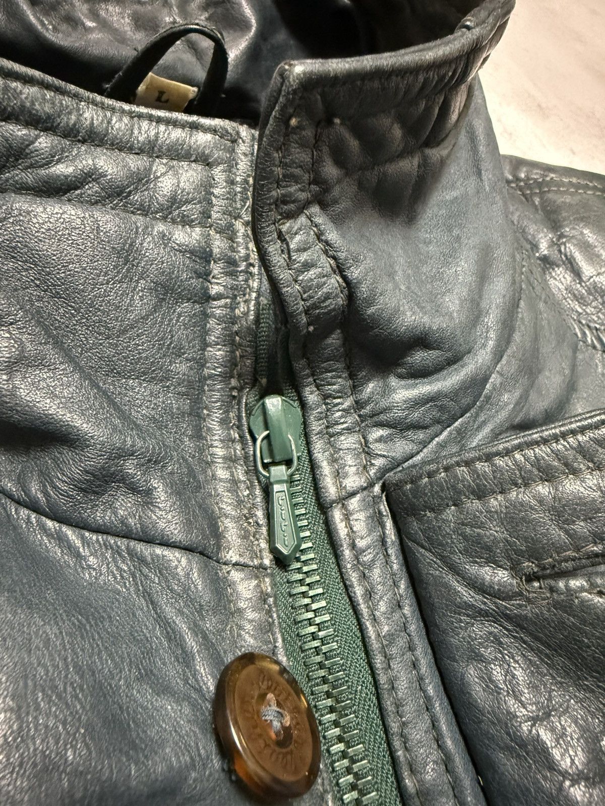 Japanese Brand × Vintage Vintage Leather Jacket Bomber Baggy Amazing Colour Y2K 90s Size US L / EU 52-54 / 3 - 16 Thumbnail