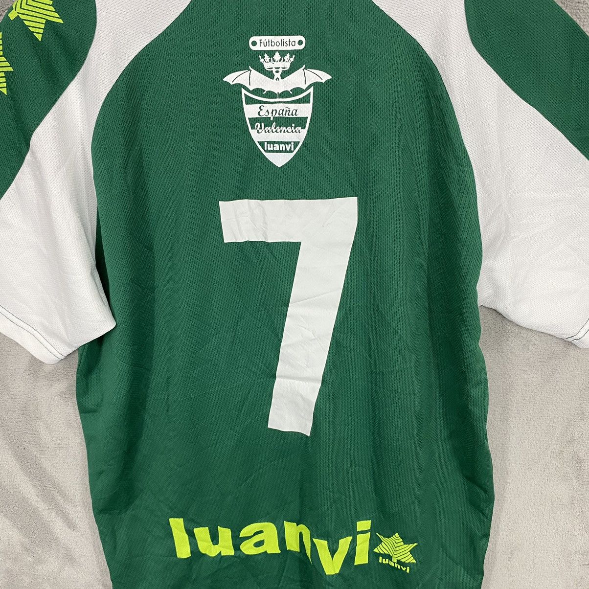Vintage Vintage Futbolista Espania Valencia Luanvi Jersey Size US M / EU 48-50 / 2 - 9 Thumbnail
