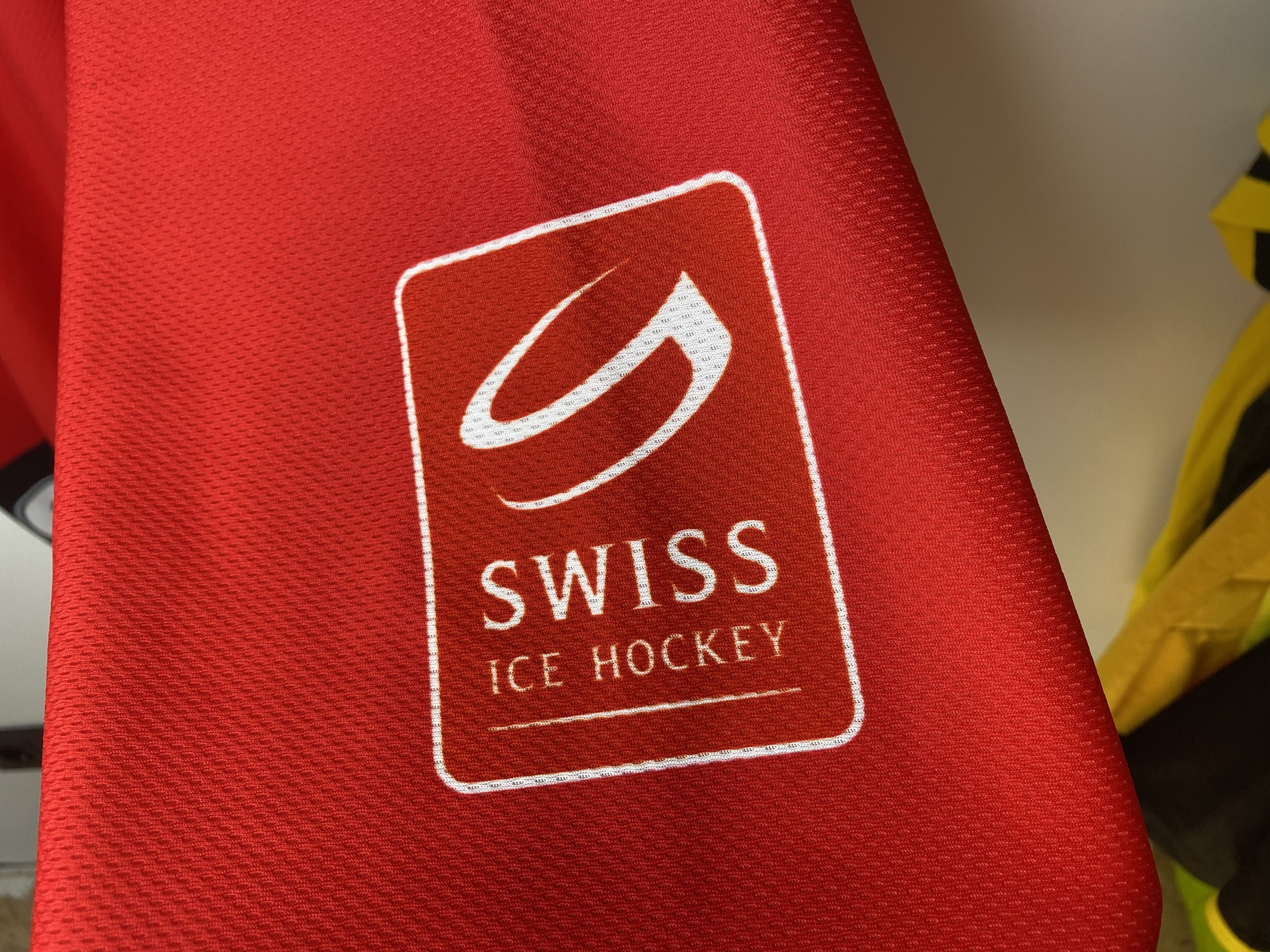 Nike SWITZERLAND TEAM 2012 2013 SIGNATURE ICE HOCKEY JERSEY SHIRT Size US XL / EU 56 / 4 - 3 Thumbnail
