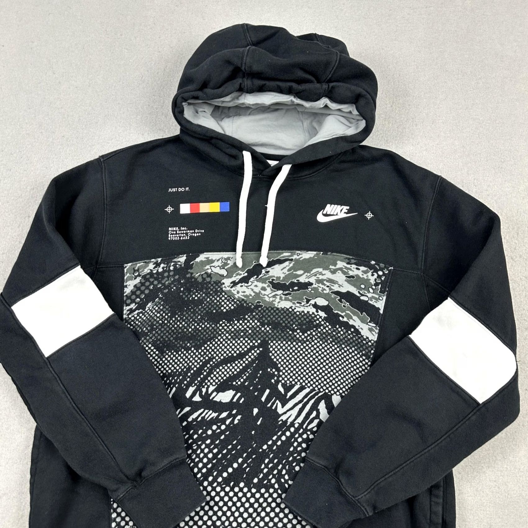 Nike Nike Hoodie Sweatshirt Men Large Black Graphic Fleece Pullover DQ3516-010 L Size US L / EU 52-54 / 3 - 2 Thumbnail