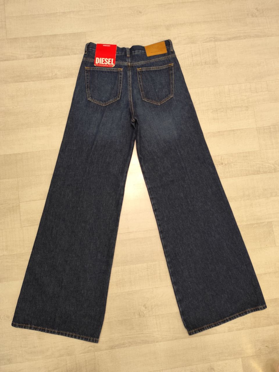 Diesel Diesel 1978-09C03SIZE W27/L32 Size 27" / US 4 / IT 40 - 2 Thumbnail