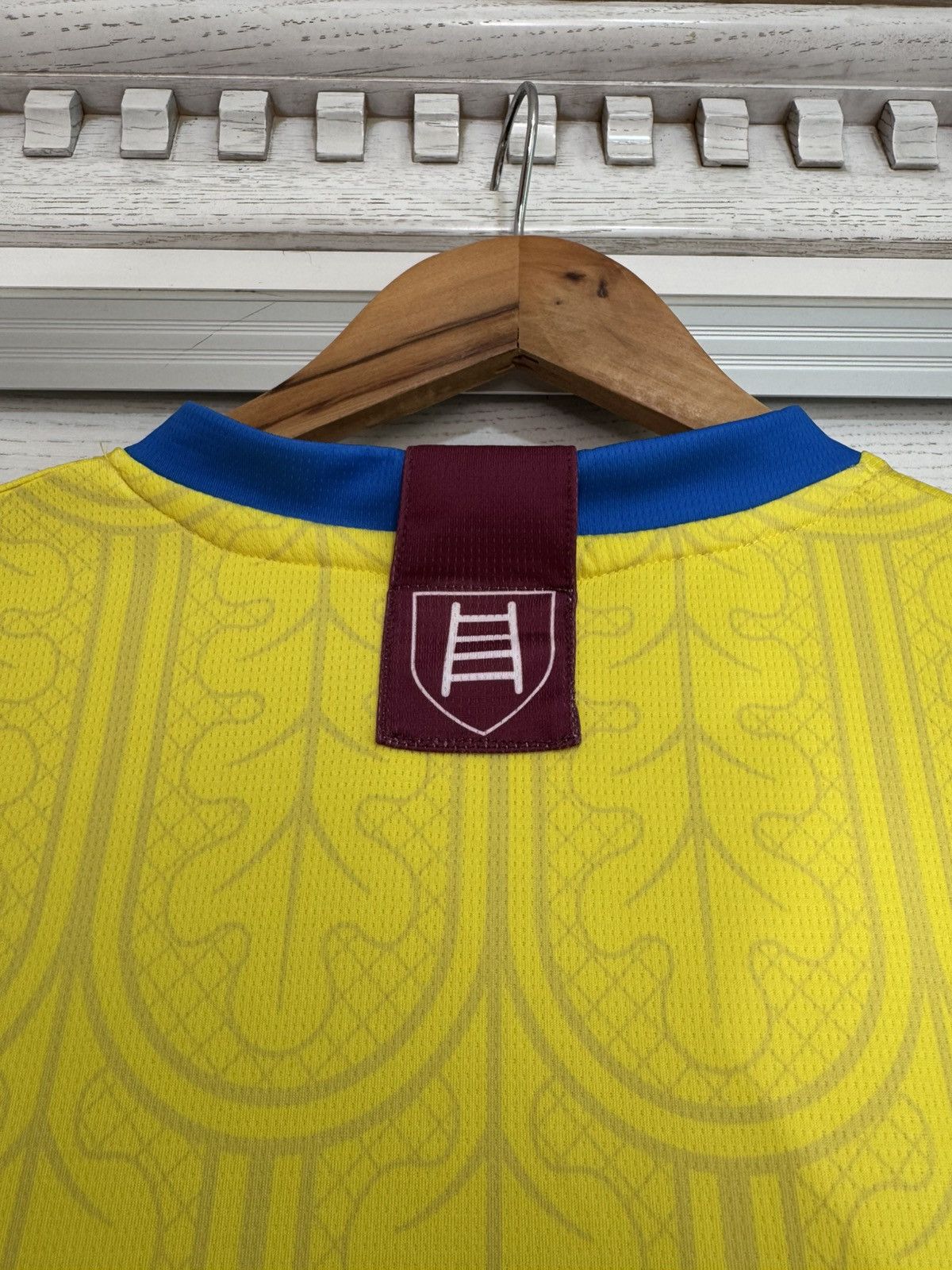 Other Chievo Verona 2021-2022 Home Soccer Jersey Football Kit Size US S / EU 44-46 / 1 - 11 Thumbnail