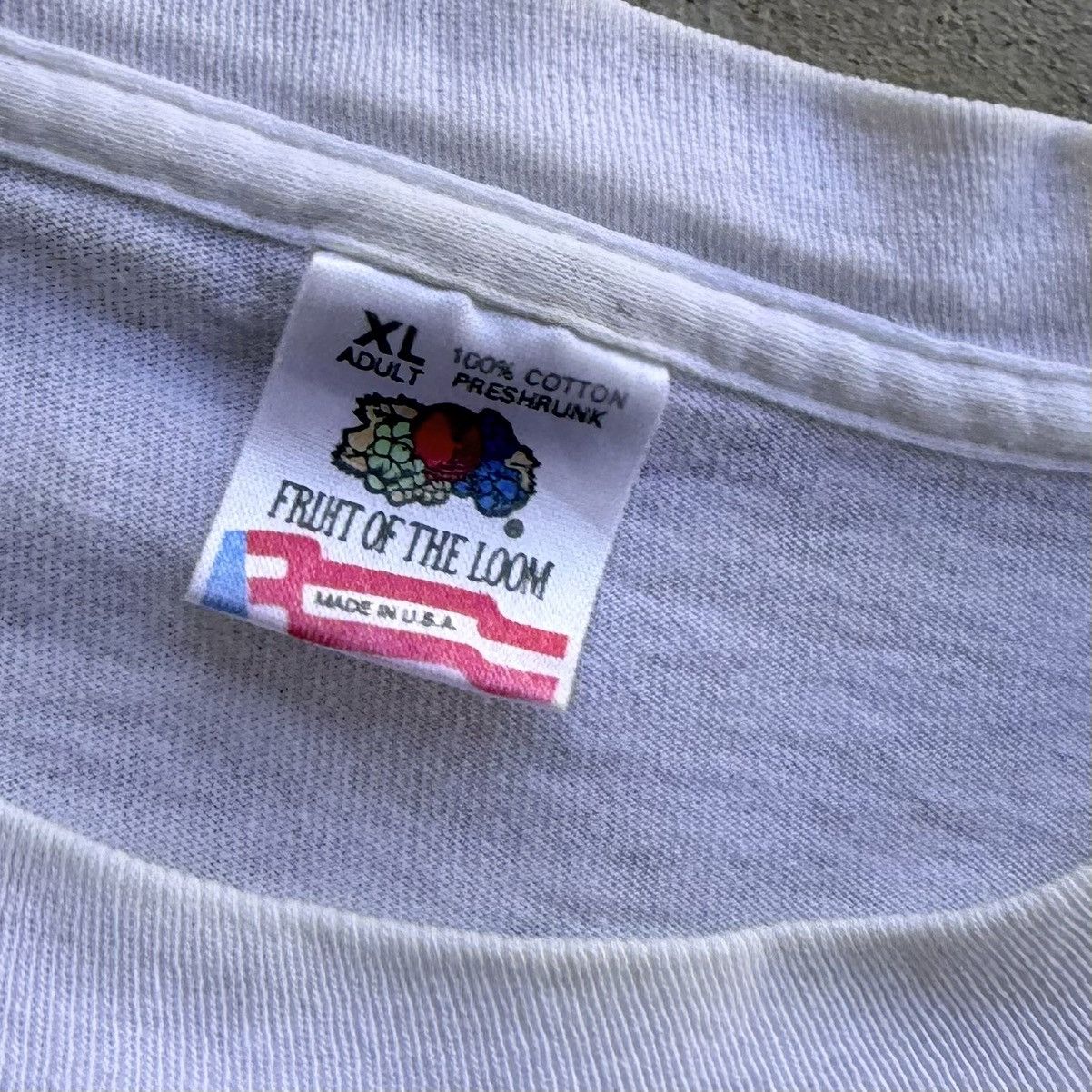 Fruit Of The Loom Vintage Hummingbird Art T Shirt 90s Single Stitch FOTL XL Size US XL / EU 56 / 4 - 7 Thumbnail