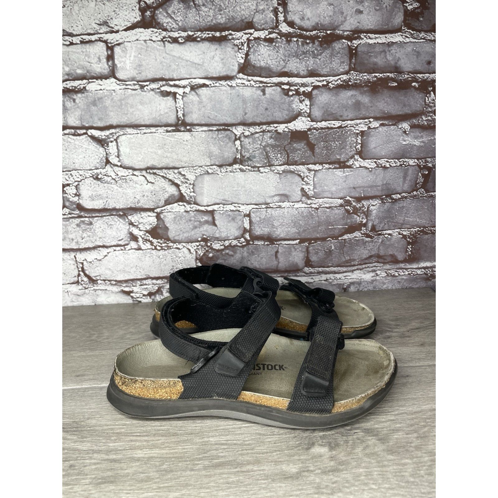 Birkenstock Birkenstock Kalahari Black Cross Country Strap Sandals Women Size US 8 / IT 38 - 17 Thumbnail