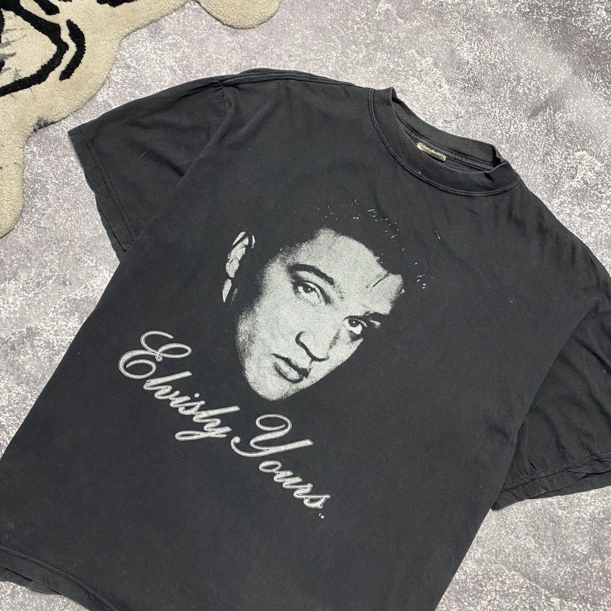 Band Tees Vintage Elvis Presley Zip It Elvisly Yours 90’s rare tee Size US L / EU 52-54 / 3 - 2 Thumbnail