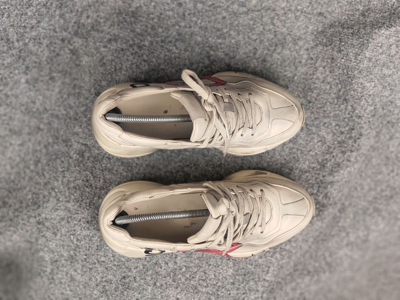 Gucci Gucci Authentic Cream Leather Mouth Print Rhyton Sneakers Size US 9 / IT 39 - 7 Thumbnail