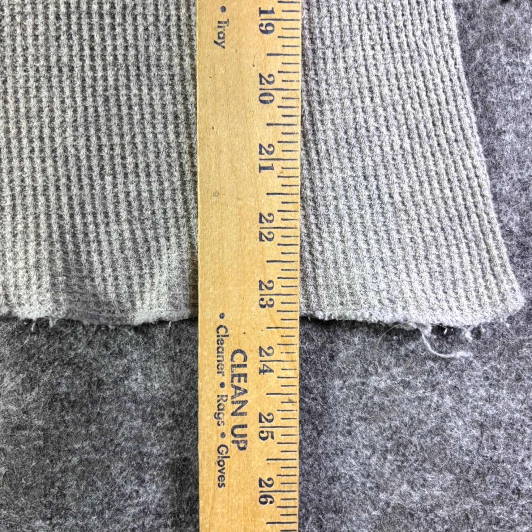Vintage VINTAGE Northwest Territory Men’s Grey Waffle Knit Thermal Long Sleeve Shirt M 90s Size US M / EU 48-50 / 2 - 4 Thumbnail
