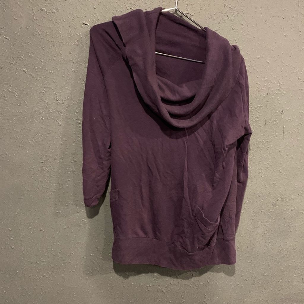 Mossimo Women’s Mossimo Turtleneck Size XL / US 12-14 / IT 48-50 - 1 Thumbnail
