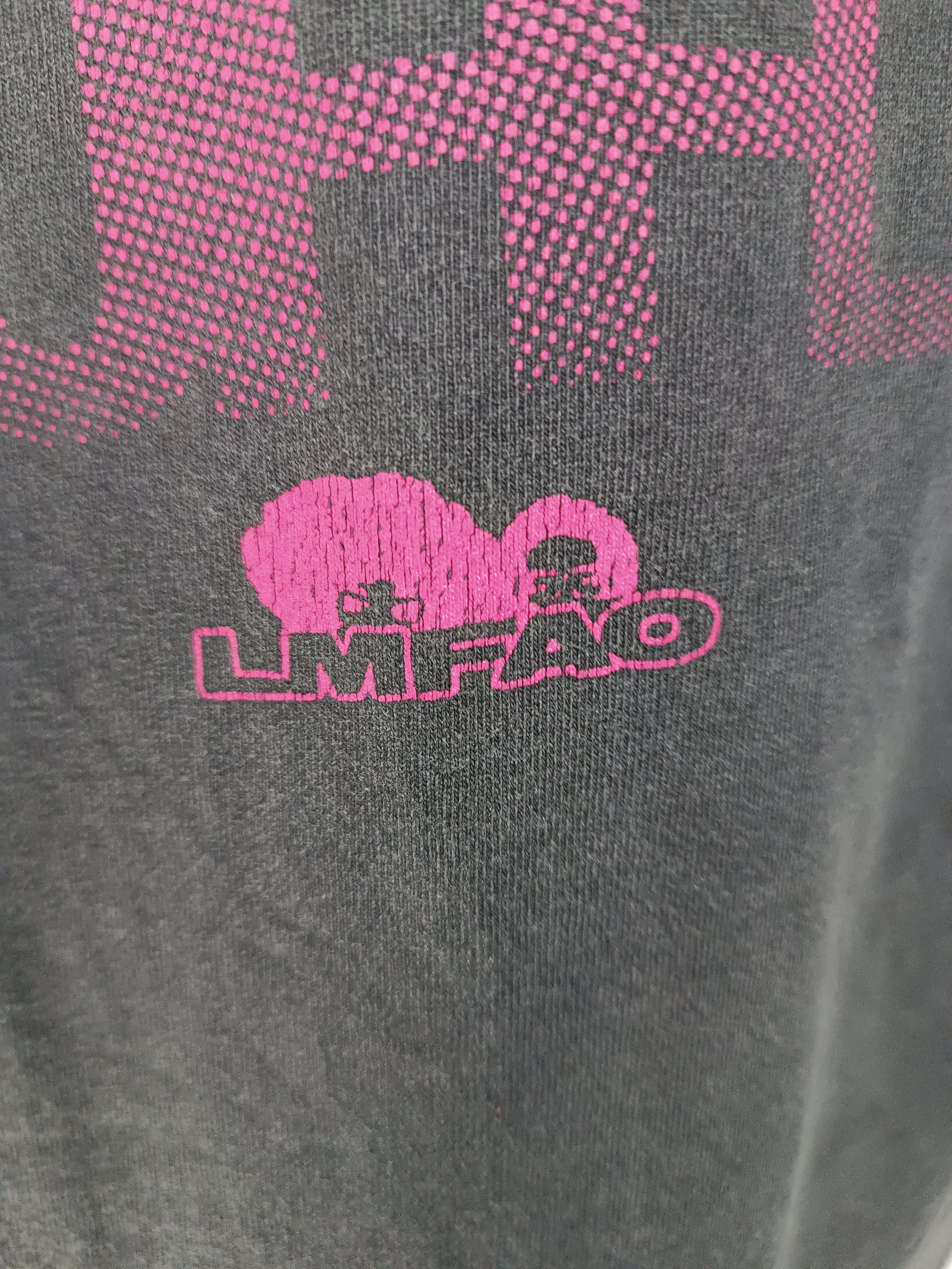 Band Tees THRASHED FADED VINTAGE Y2K LMFAO EVERYDAY IM SHUFFLIN GUETTA Size US L / EU 52-54 / 3 - 13 Thumbnail