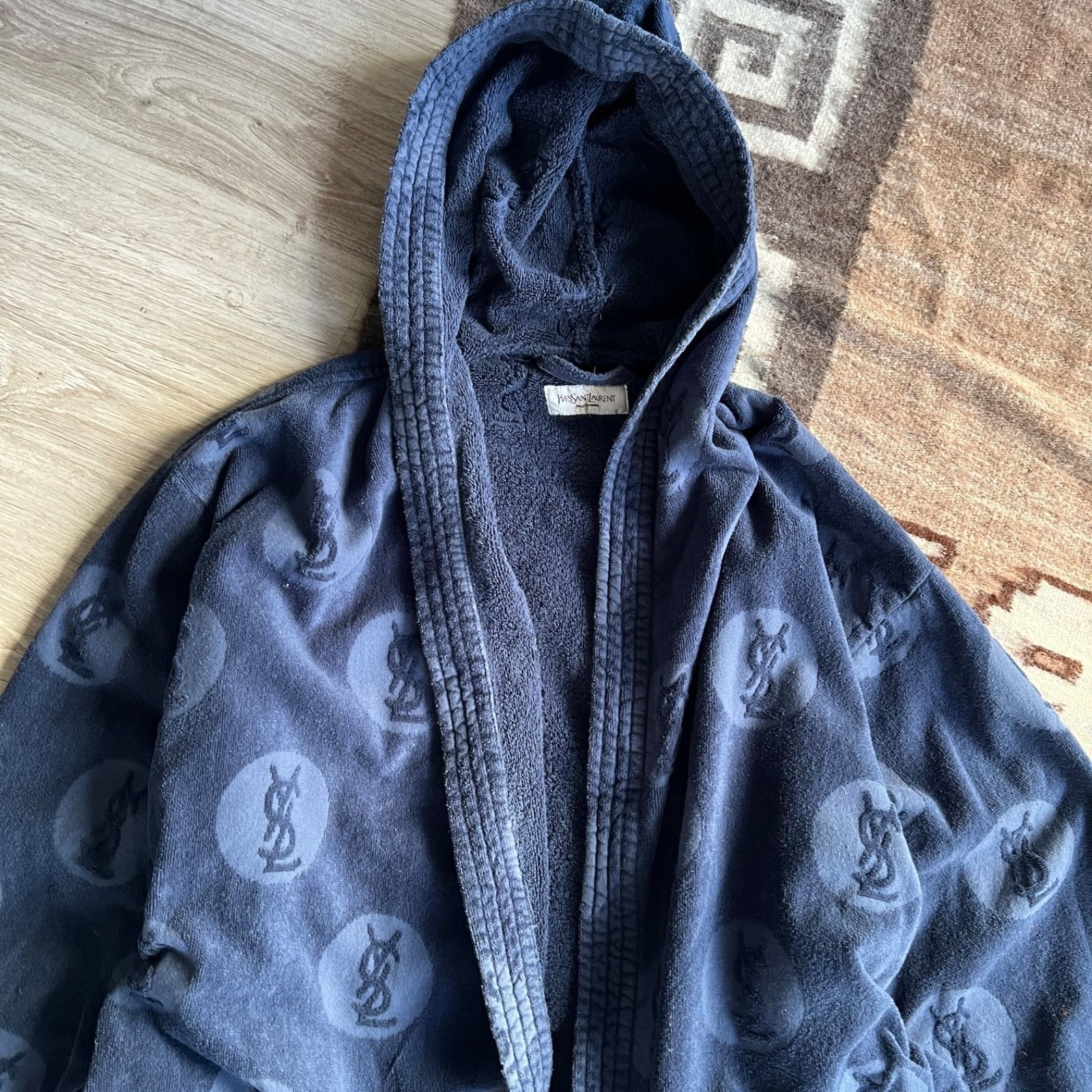 Saint Laurent Paris Yves Saint Laurent Monogram Hooded Bathrobe 9965AC Size US XL / EU 56 / 4 - 7 Thumbnail