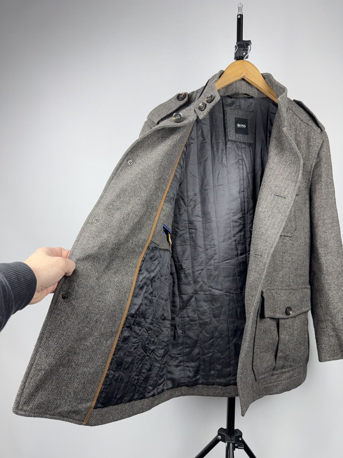 Hugo Boss Luxury 00s Hugo Boss Herringbone Field Jacket Grey Wool Size US L / EU 52-54 / 3 - 14 Thumbnail