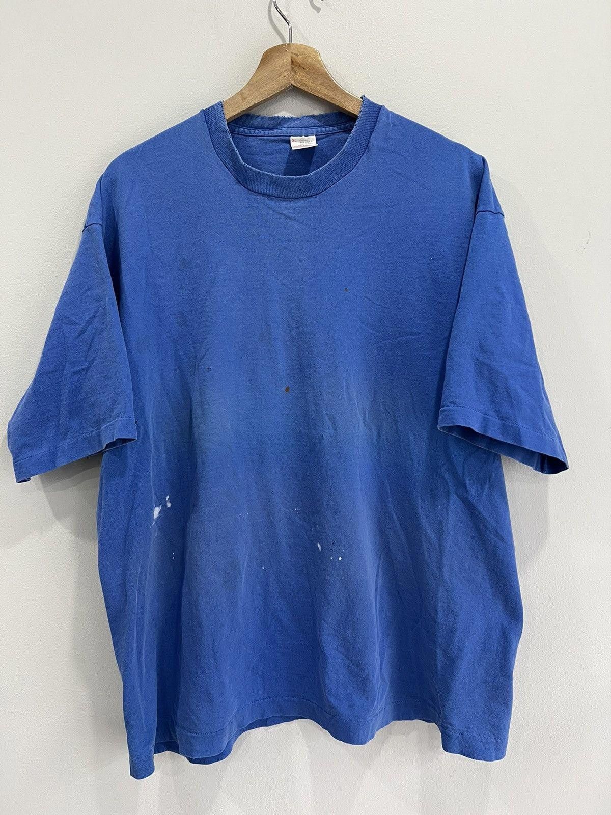 Vintage Vintage 90s Blank Blue Tee Shirt simgle stitched thrashed Size US XL / EU 56 / 4 - 1 Thumbnail
