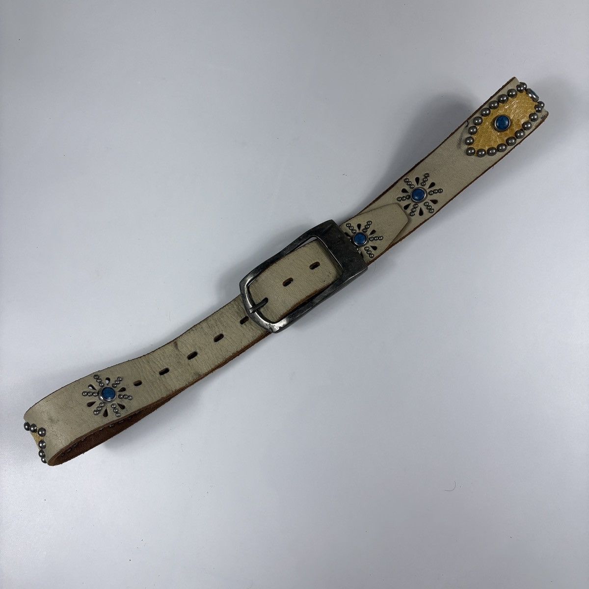 Vintage Vintage studded leather belt Size ONE SIZE - 1 Thumbnail