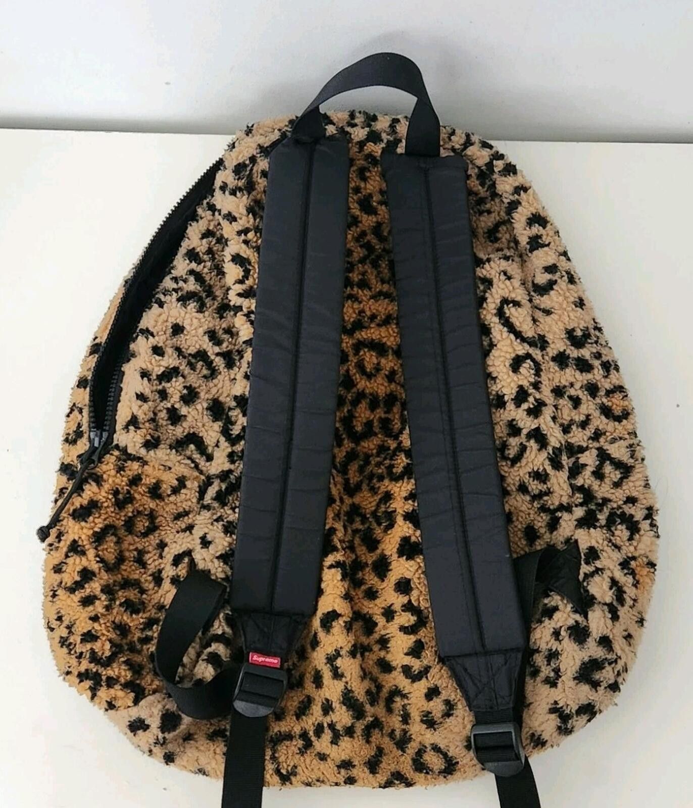 Supreme FW17 Supreme Leopard Fleece Backpack Size ONE SIZE - 2 Thumbnail