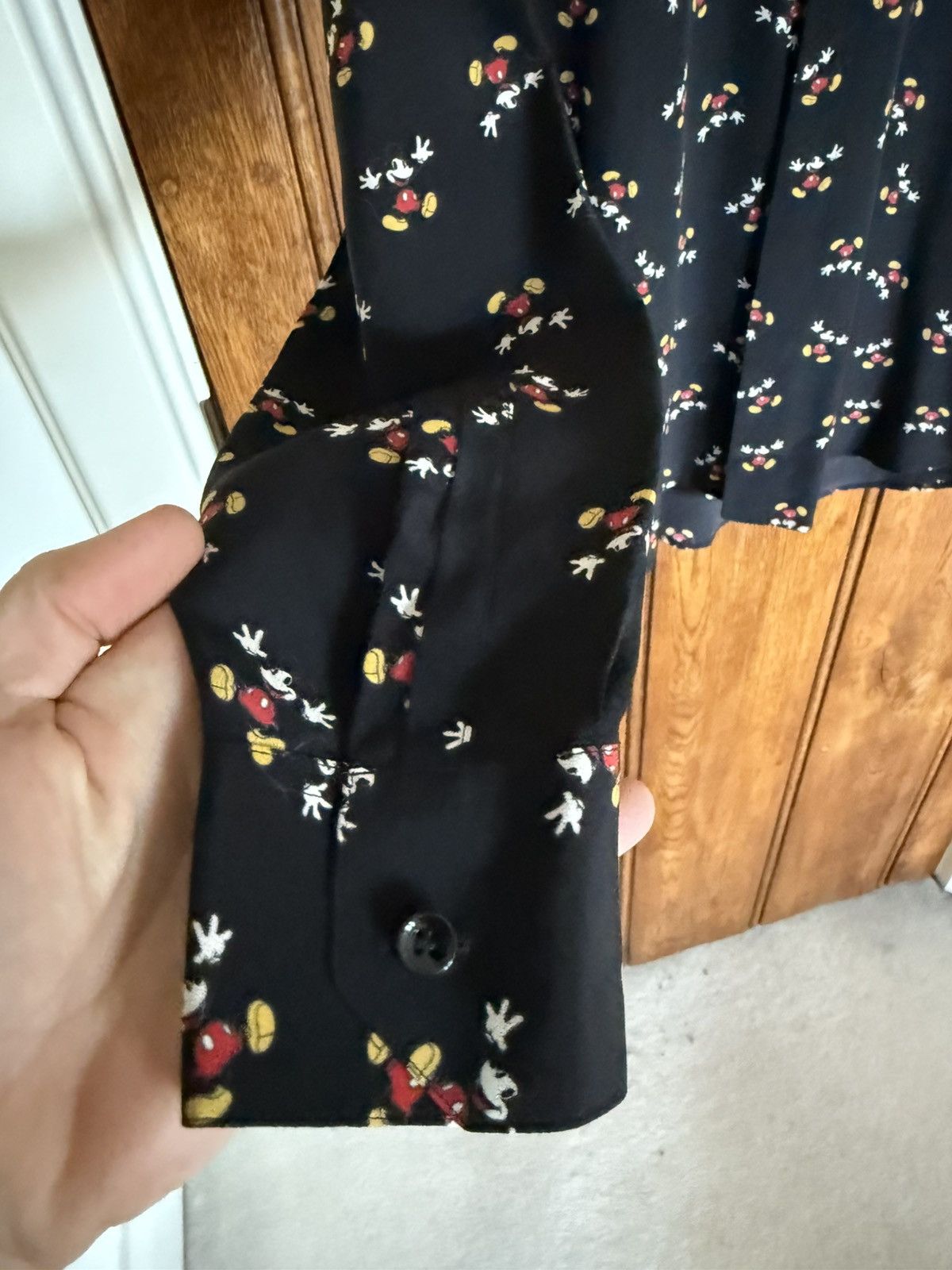 Saint Laurent Paris SS19 Saint Laurent Mickey Mouse silk black logo shirt 39 M Size US M / EU 48-50 / 2 - 15 Thumbnail