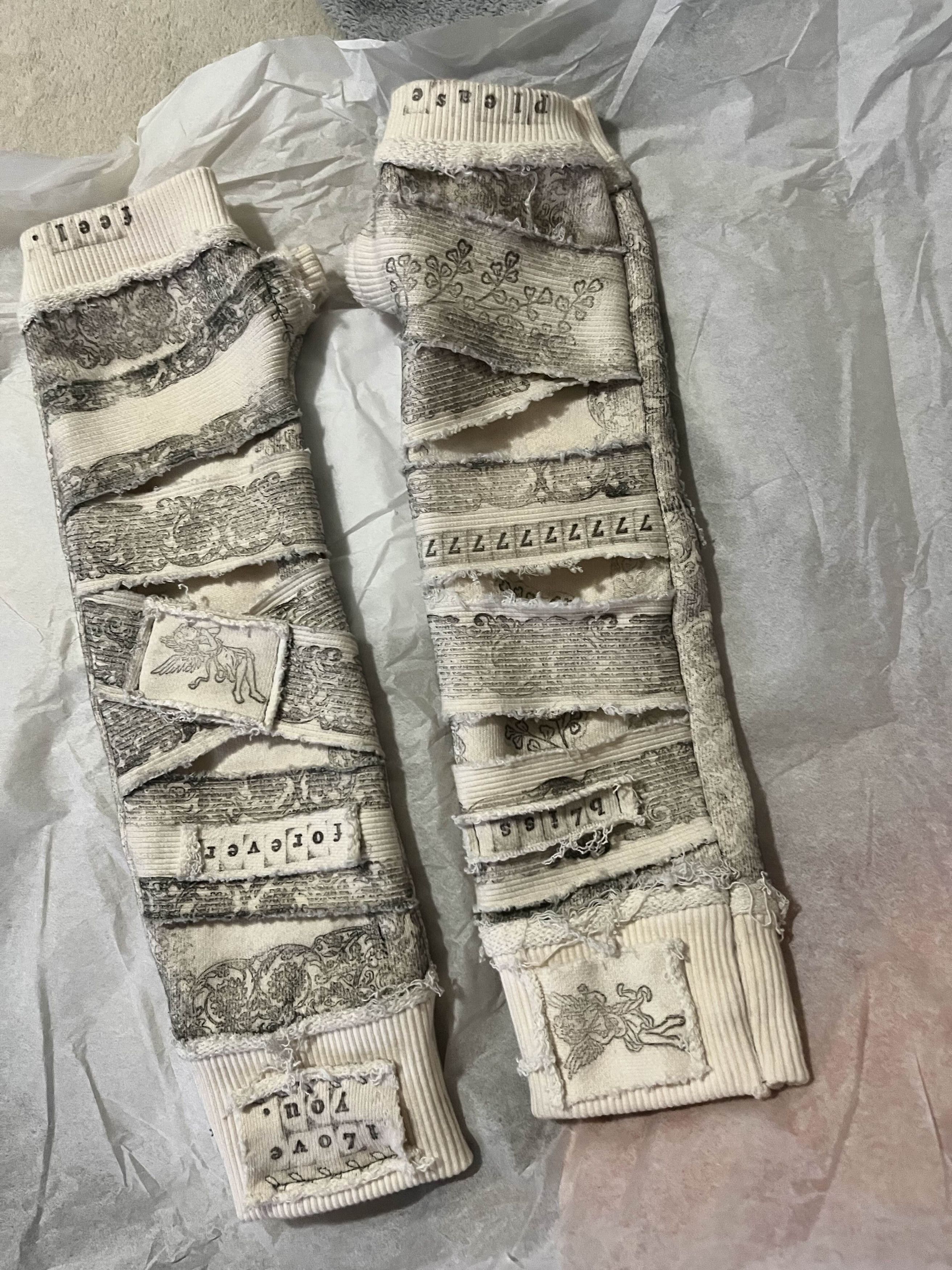 Designer × Japanese Brand stanped bandage gloves (beige) Size ONE SIZE - 6 Thumbnail