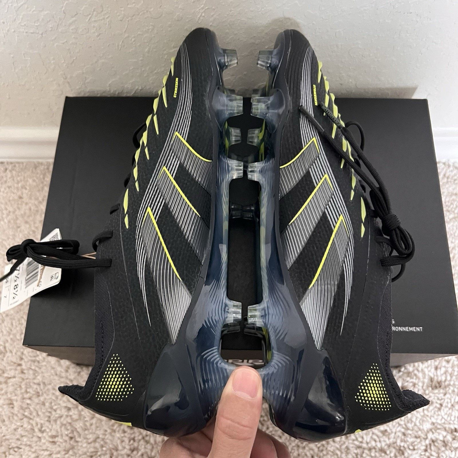 Adidas Adidas Predator Elite FG Electric Stealth Pack Cleats 7.5 Size US 7.5 / EU 40-41 - 6 Thumbnail