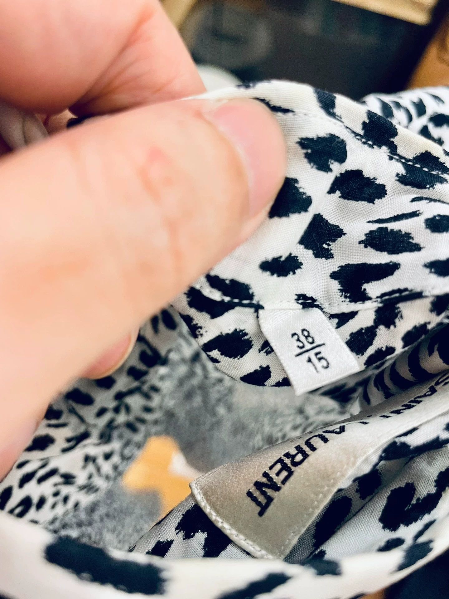 Saint Laurent Paris SLP 14ss Hedi Snow Leopard Print Shirt 38 S Size US S / EU 44-46 / 1 - 4 Thumbnail
