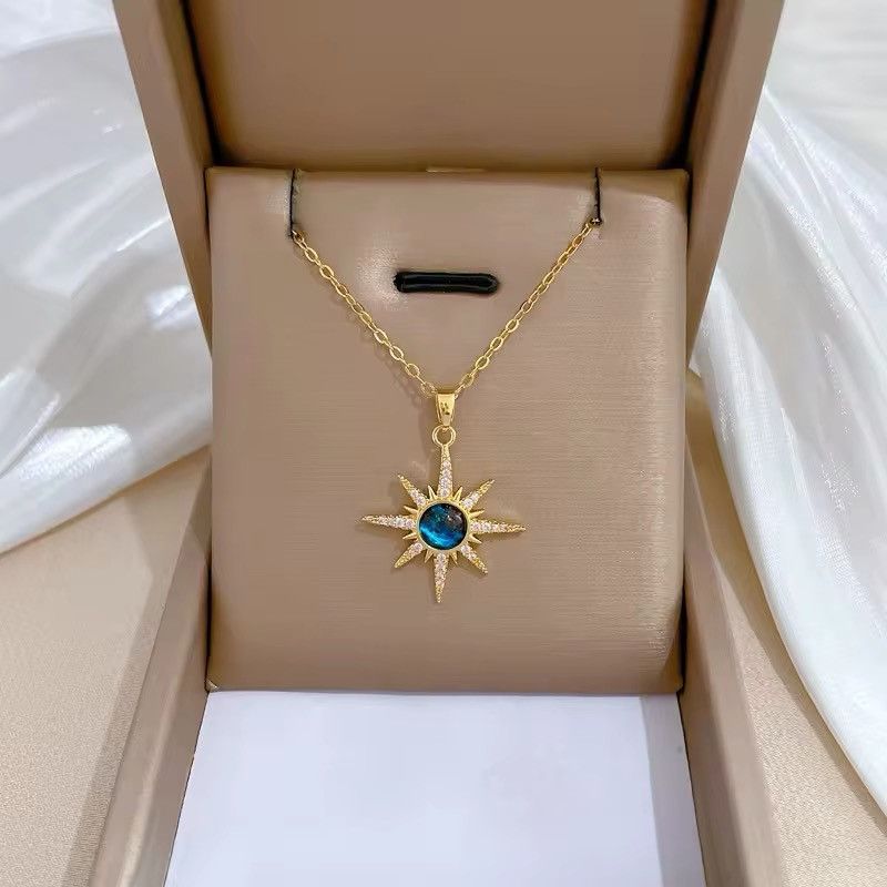Vintage Retro Goth Starburst Necklace Size ONE SIZE - 3 Thumbnail